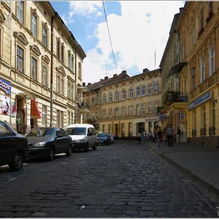 Міні-Апартаменти В Центрі Для 2-Х Гостей ลวีฟ ภายนอก รูปภาพ